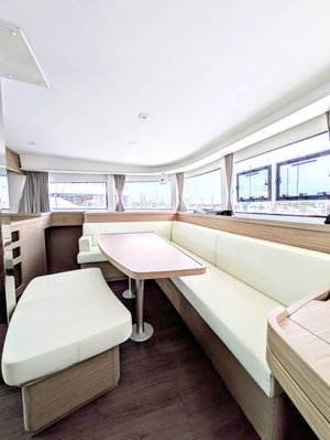 Lagoon 42 „Zannannan“ – fotka 3