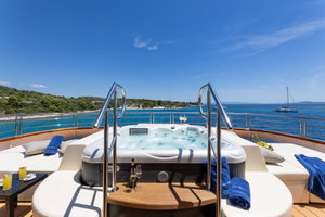 Motoryacht „Queen Eleganza“ – fotka 23