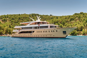 Motoryacht „Queen Eleganza“ – fotka 5
