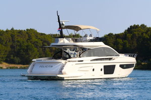 Azimut S7 „Felicita“ – fotka 9