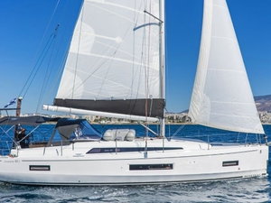 Oceanis 40.1 „Roza“ – fotka 1