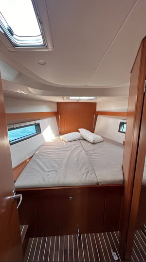 Bavaria C42 „Silver VII“ – fotka 4
