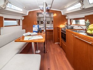 Oceanis 38.1 „Rania“ – fotka 13
