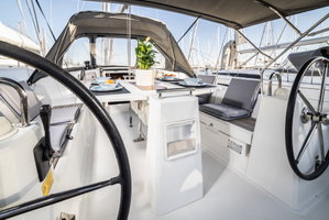 Oceanis 38.1 „Rania“ – fotka 5