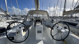 Oceanis 38 „Houat Else“ – fotka 2