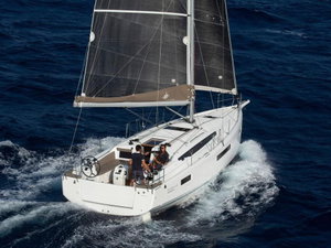 Sun Odyssey 410 „Tuatha de Artaios“ – fotka 1