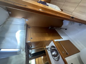 Sun odyssey 379 „OYSTER SHELL“ – fotka 9