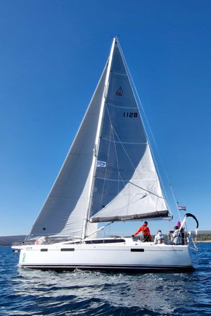 Dehler 38 „Ship Happens“ – fotka 3