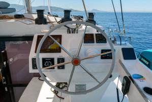 Aura 51 „Celestia - A/C, Generator, Water maker“ – fotka 15