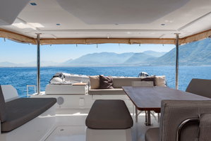 Aura 51 „Celestia - A/C, Generator, Water maker“ – fotka 13