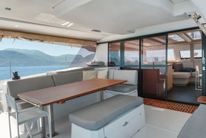 Aura 51 „Celestia - A/C, Generator, Water maker“ – fotka 14