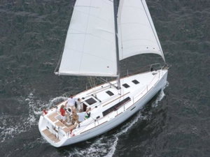 Oceanis 34 „Dizzy Lizzy“ – fotka 1