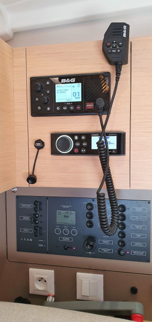 Oceanis 38 „Follia“ – fotka 4