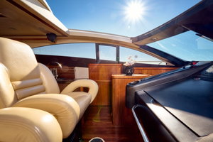Sunseeker Predator 72 „Ghost“ – fotka 32