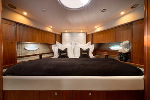 Sunseeker Predator 72 „Ghost“ – fotka 19