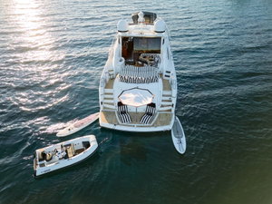 Sunseeker Predator 72 „Ghost“ – fotka 12