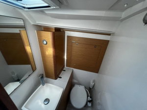 Dufour 390 GL „Maestro ( The boat is located in the Port of Sivota, Lefkada )“ – fotka 12