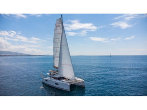 Saona 47 „NEFELI“ – fotka 1