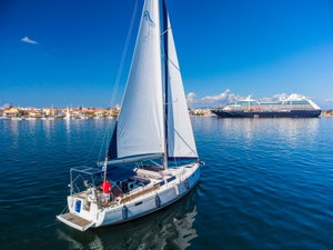 Hanse 385