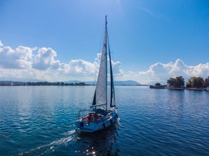 Hanse 385