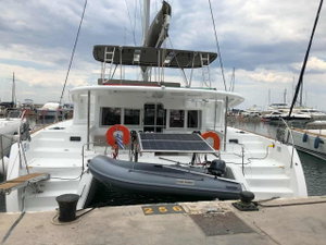 Lagoon 450 Flybridge „Lagoon 450F built 2019 Generator, A/C, Watermaker“ – fotka 5