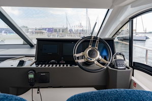 Sessa Fly 48 „Supernova“ – fotka 15
