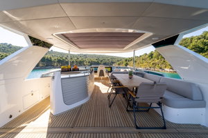 Navetta 64 „Knitewear.Club 3“ – fotka 24