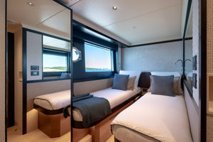 Navetta 64 „Knitewear.Club 3“ – fotka 33