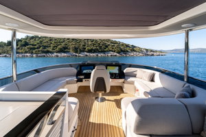 Navetta 64 „Knitewear.Club 3“ – fotka 25