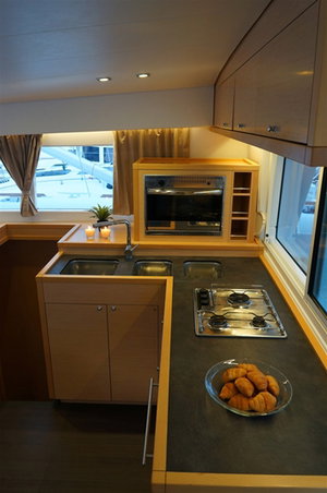 Lagoon 400 S2 „Myrto“ – fotka 5