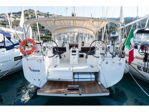Sun Odyssey 440 „Vittoria - Standard line“ – fotka 1