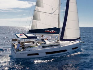Dufour 41 – fotka 1