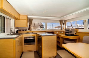 Lagoon 450  Flybridge