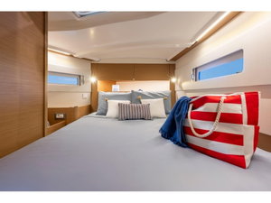 Sun Odyssey 415