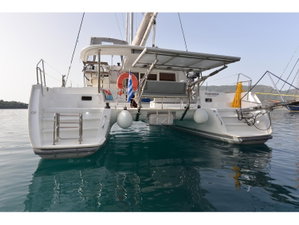 Lagoon 400 S2 „Anemoessa“ – fotka 1