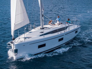 Bavaria 42 Cruiser „Atlanta“ – fotka 1