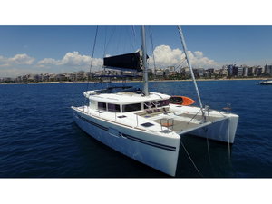Lagoon 450 Flybridge „Poker Face - (A/C - Generator - Refit 2021)“ – fotka 1