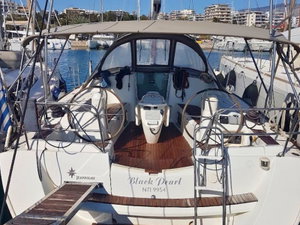 Sun Odyssey 42i „Black Pearl“ – fotka 1