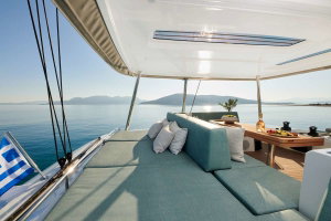 Lagoon 55