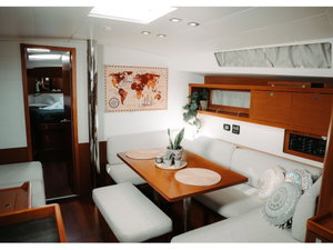 Oceanis 45 „Familia L“ – fotka 3