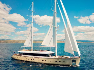 Motor sailer „Marallure“ – fotka 1