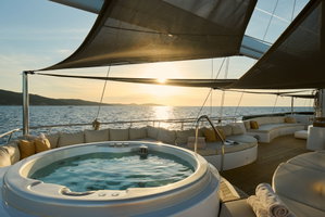 Motor sailer „Lady Gita“ – fotka 23