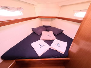 Oceanis 43 „Wind Trail“ – fotka 15