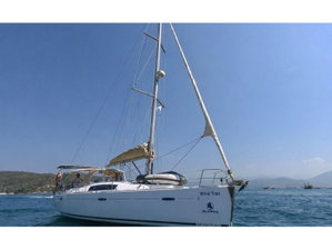 Oceanis 43 „Wind Trail“ – fotka 1
