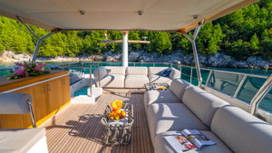 Motoryacht „Cloud 9“ – fotka 20