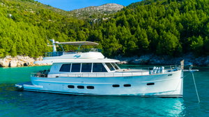Motoryacht „Cloud 9“ – fotka 9