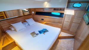 Motoryacht „Cloud 9“ – fotka 16