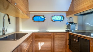 Motoryacht „Cloud 9“ – fotka 13