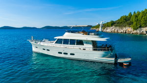 Motoryacht „Cloud 9“ – fotka 5