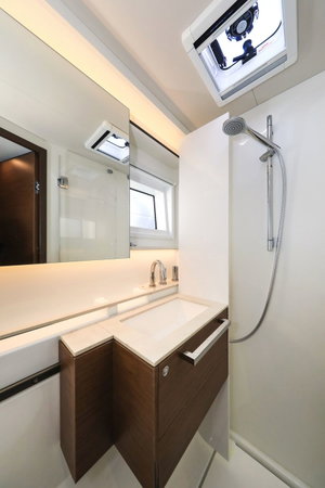 Lagoon 50 „LUX“ – fotka 44